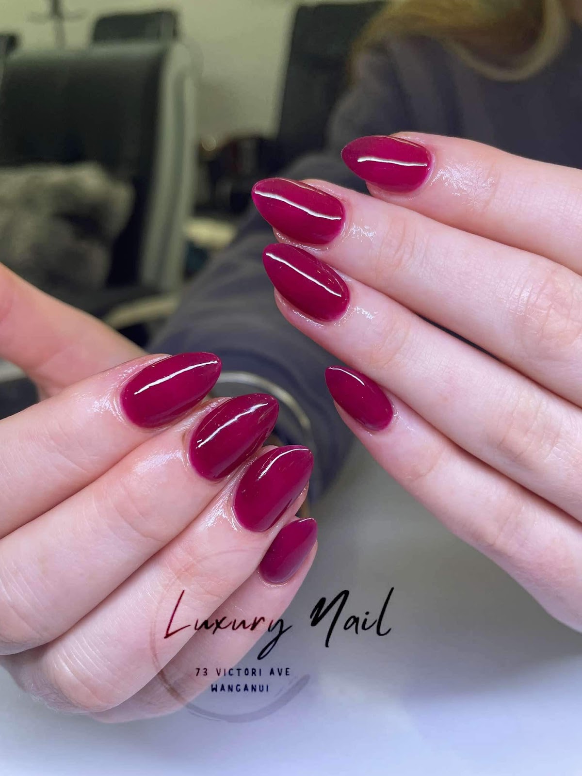 Burgundy almond set